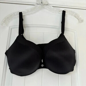Victoria’s Secret Padded Push Up Bra